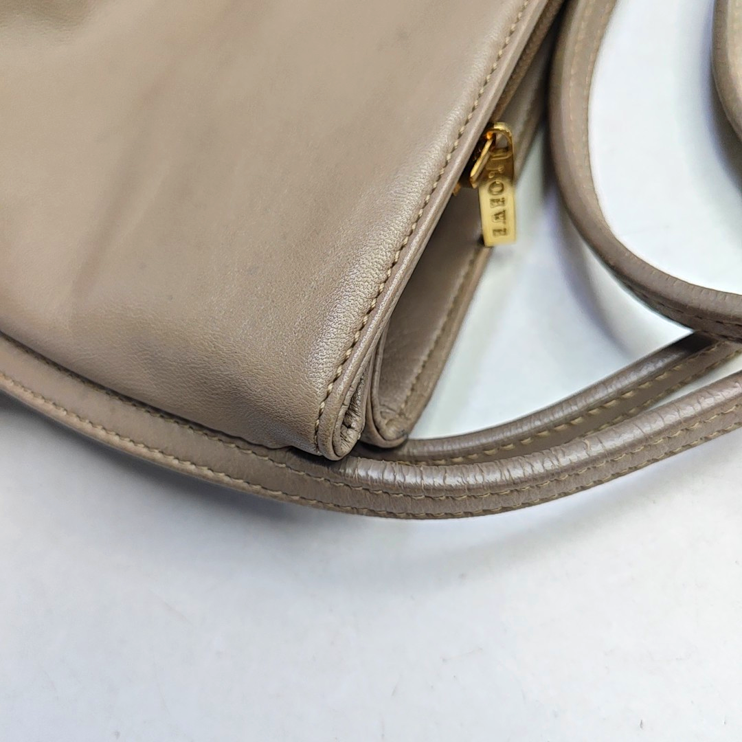 LOEWE Khaki Leather Single Shoulder Bag Tote Bag Golden hardware-(SKU)-958988602