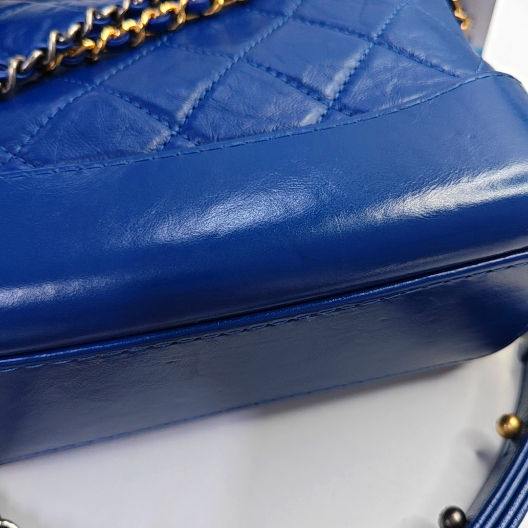 CHANEL GABRIELLE Small size blue leather quilted diamond crossbody bag single shoulder bag handbag golden silver ruthenium hardware 29 opening detachable shoulder strap-(SKU)-951676219