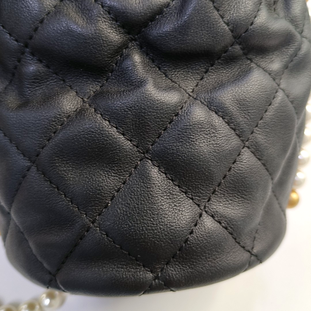 CHANEL DRAWSTRING Mini Black Calfskin Quilted Crossbody Shoulder Bag with Gold Hardware, 31 openings-(SKU)-953109942