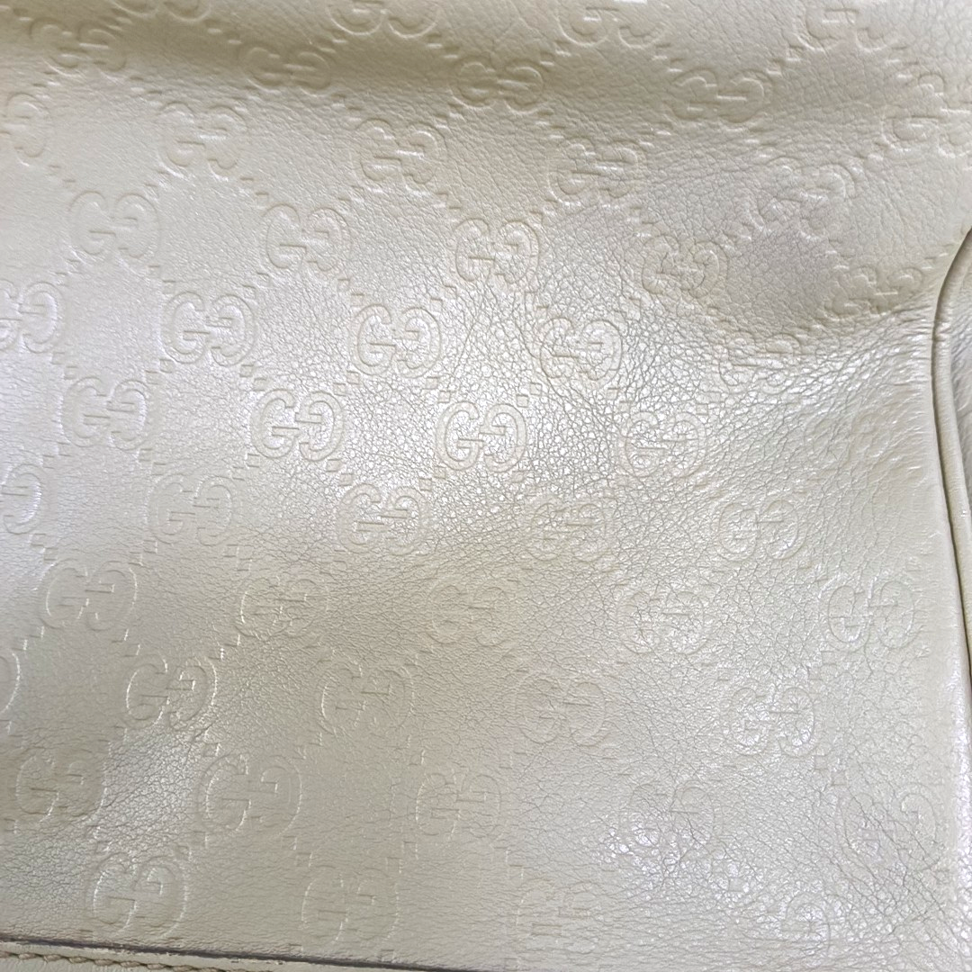 GUCCI Khaki Cowhide Monogrammed Stamped Crossbody Bag Golden hardware-(SKU)-960073647
