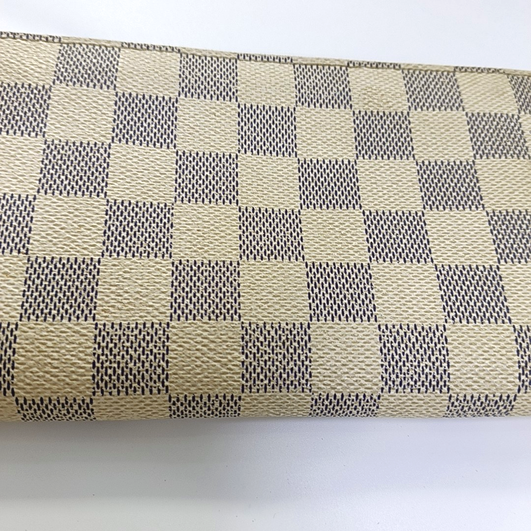 LOUIS VUITTON White Coated Canvas Checkered Wallet Golden hardware-(SKU)-960575120