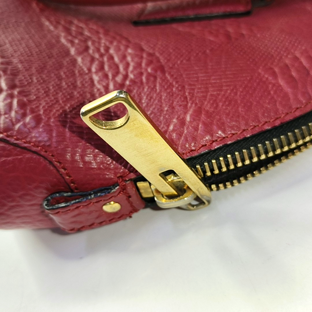 BURBERRY Clifton Medium size Red Cowhide Single Shoulder Bag Handbag Crossbody Bag Golden hardware Removable shoulder strap-(SKU)-954487883