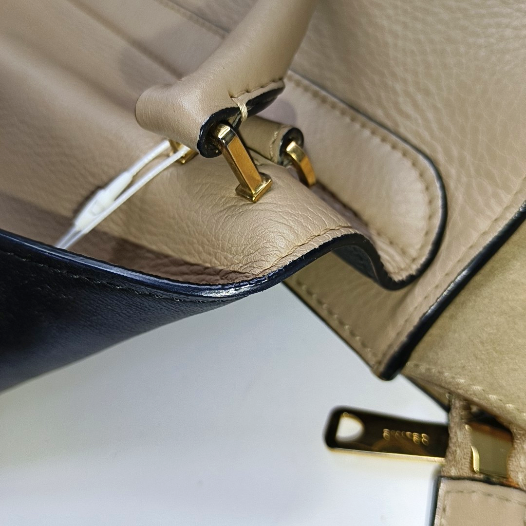 CELINE TRAPEZE Medium size Khaki Cowhide Hammock Bag, Shoulder Bag, Handbag Golden hardware Removable shoulder strap-(SKU)-952129891