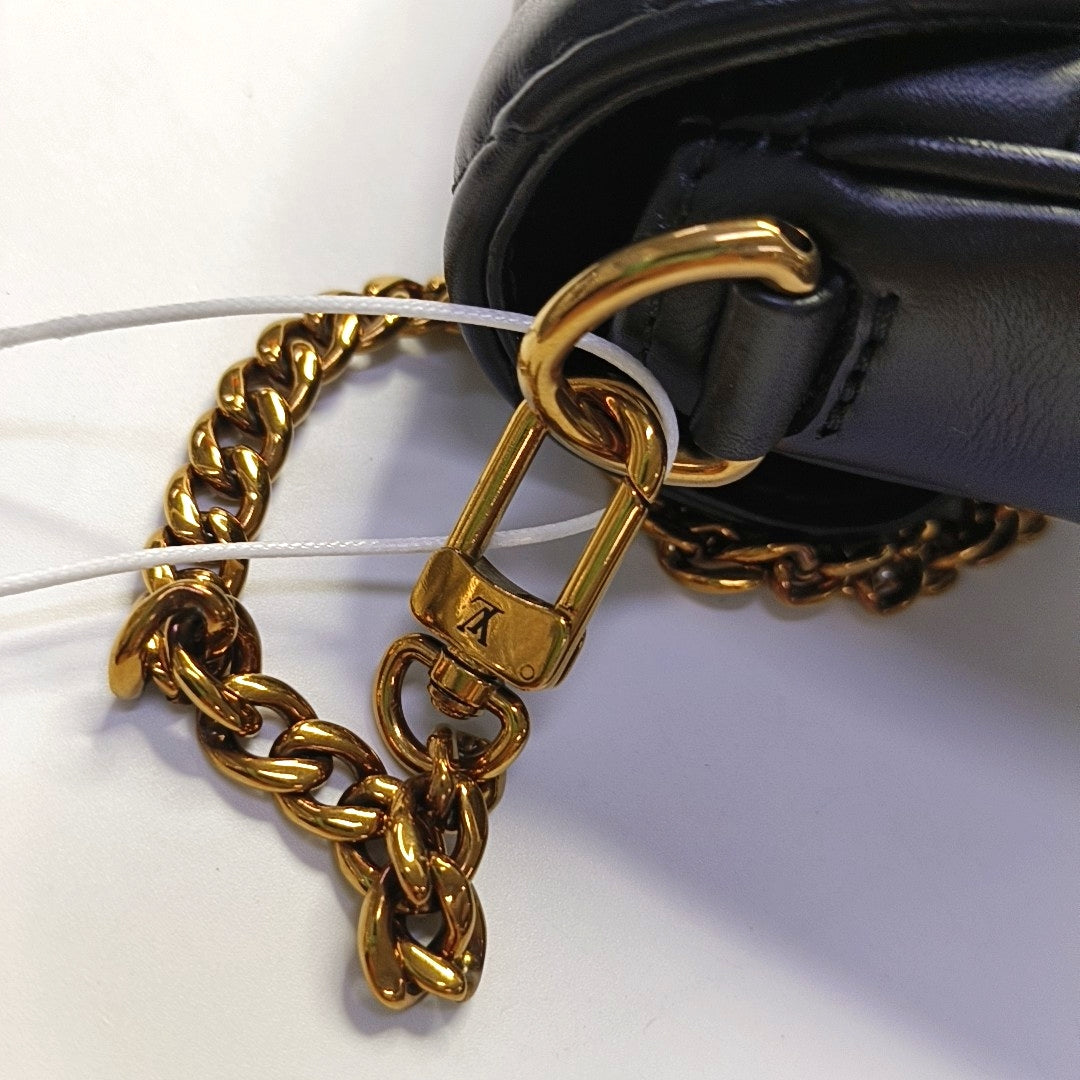 LOUIS VUITTON NEW WAVE Black Leather Quilted Shoulder Bag Tote Bag Gold Hardware Removable Strap 2 Inner Pockets-(SKU)-968345759