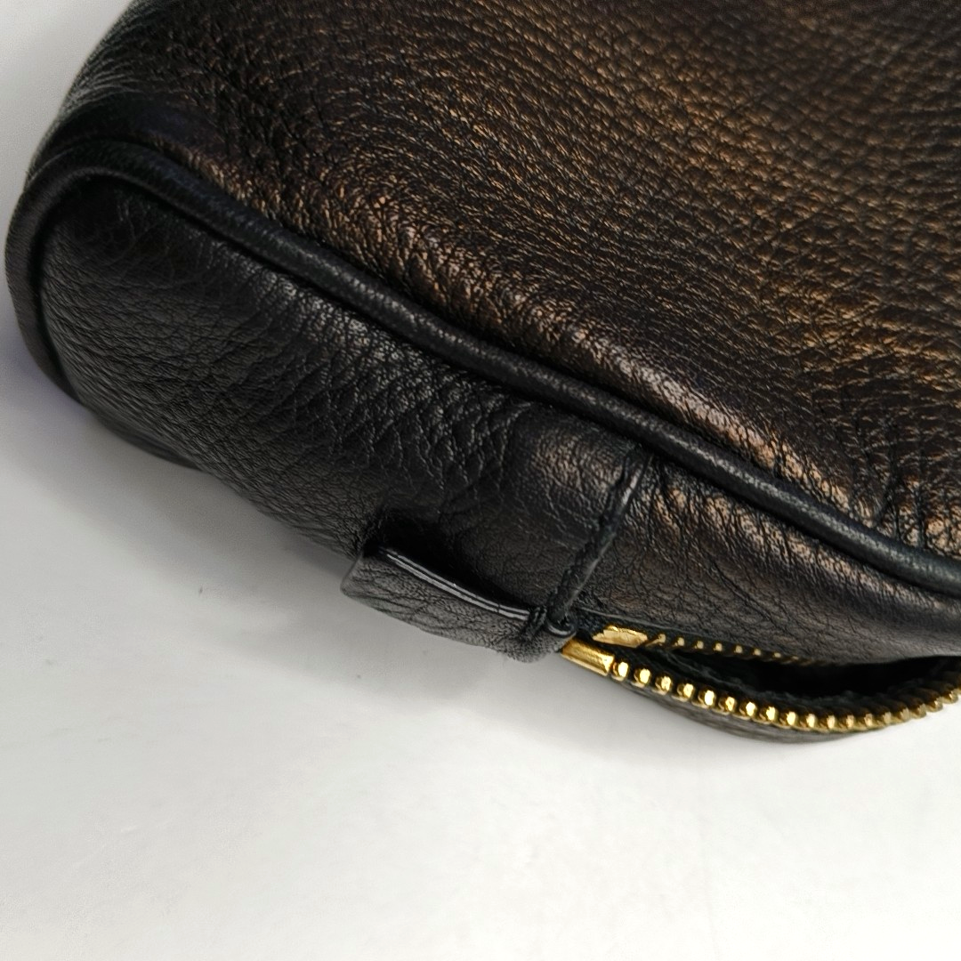PRADA Camera Bag Black Leather Logo Handbag Single Shoulder Bag Crossbody Bag Golden hardware-(SKU)-953167834