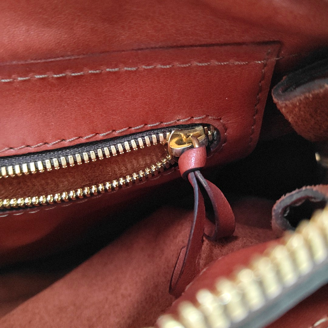 LOEWE Red Cowhide Tote Bag Golden hardware-(SKU)-957327869