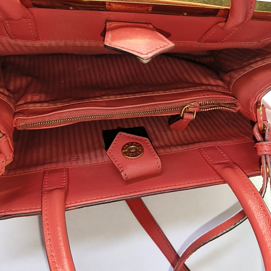 FENDI 2 Jours Small size Red Cowhide Single Shoulder Bag Handbag Crossbody Bag Gold Red Hardware Removable shoulder strap-(SKU)-946007227