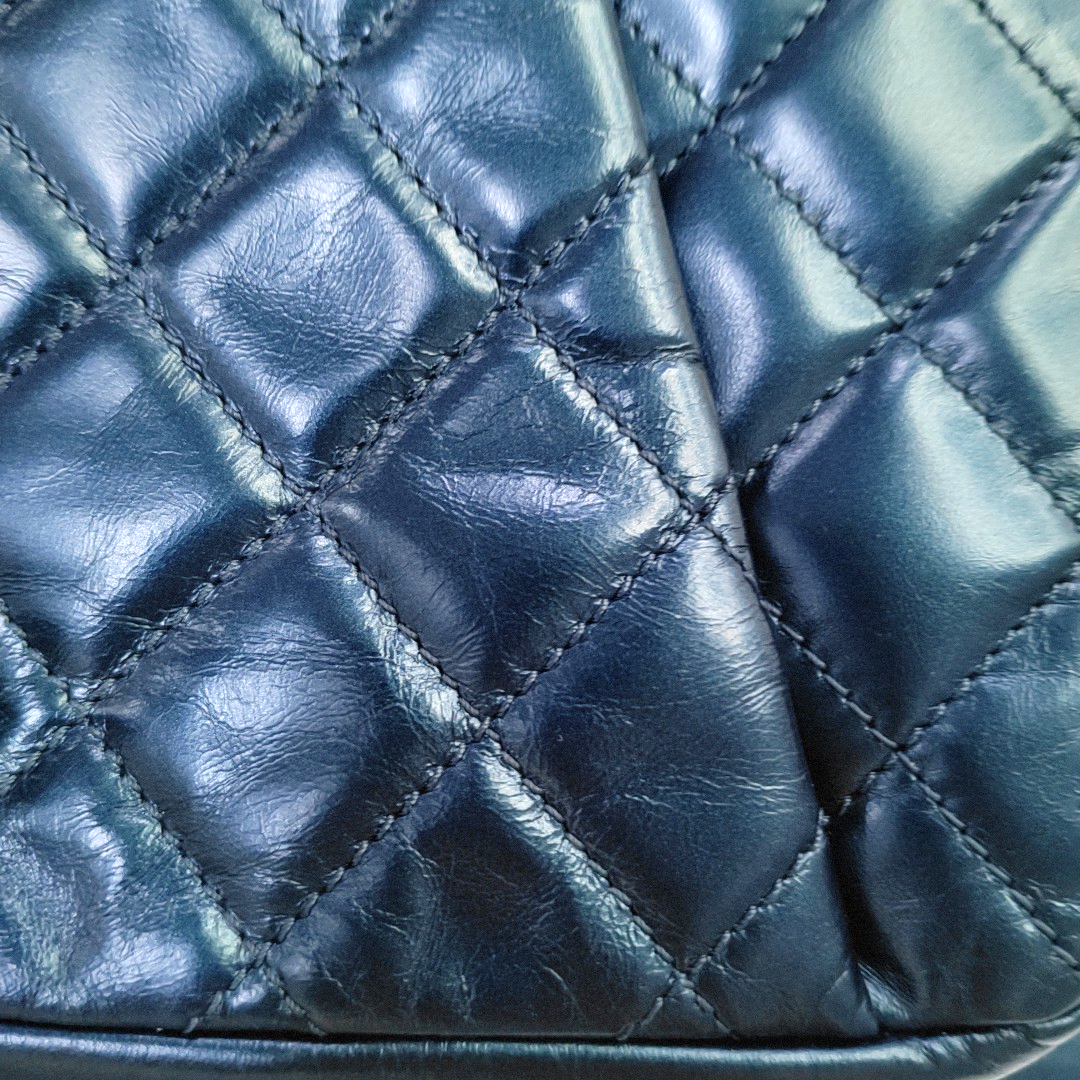 CHANEL CLASSIC FLAP Medium Dark Blue Calfskin Quilted Matelassé Shoulder Bag Rutenium Hardware 22 Clasp-(SKU)-946830693