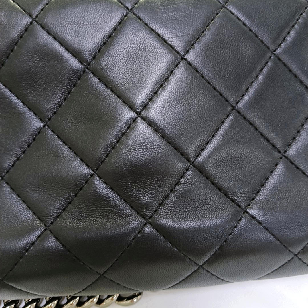 CHANEL BOY CHANEL Black Lamb Skin Quilted Single Shoulder Bag with Silver Hardware, 16 Clasp-(SKU)-961049514