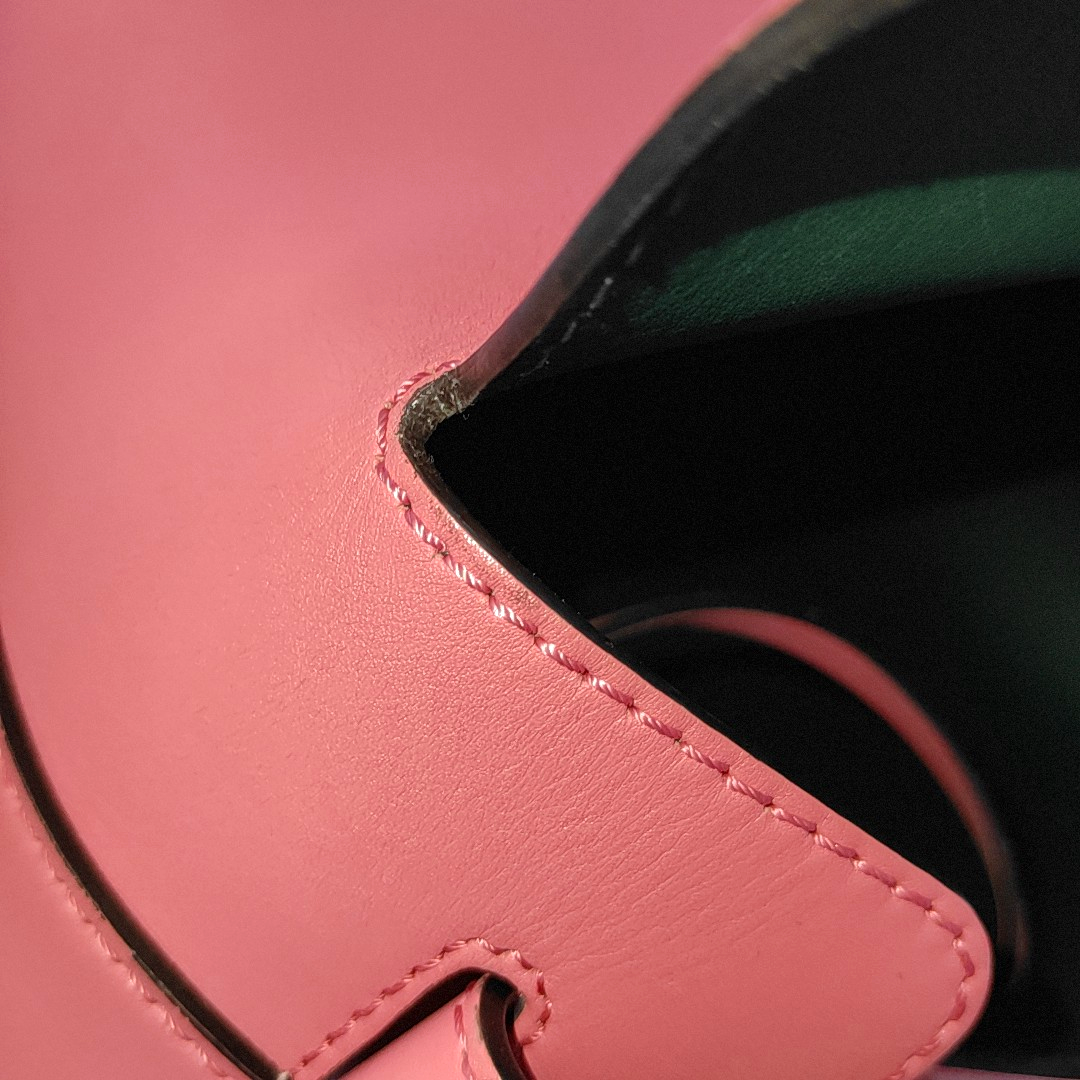 BURBERRY Bucket bag Pink Cowhide Single Shoulder Bag Tote Bag Silver Hardware Pouch detachable shoulder strap-(SKU)-940766146