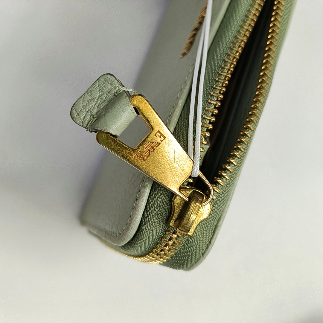 EMPORIO ARMANI Light Green Leather Wallet Golden hardware-(SKU)-950857447