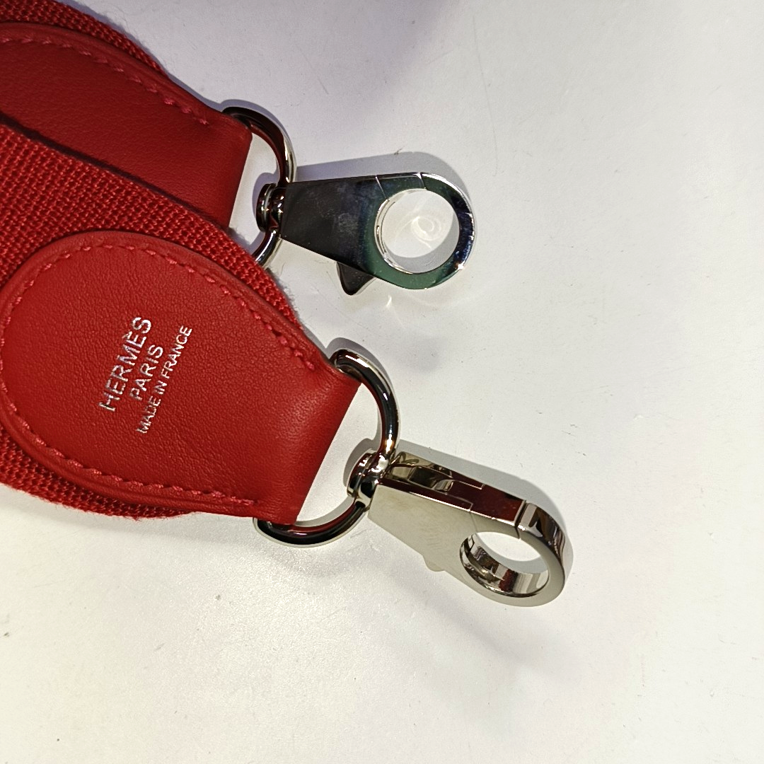 HERMÈS Toolbox 26 Peony Red Evercolor Leather Shoulder Bag with Silver Hardware, T Clasp, Detachable Strap-(SKU)-954919312