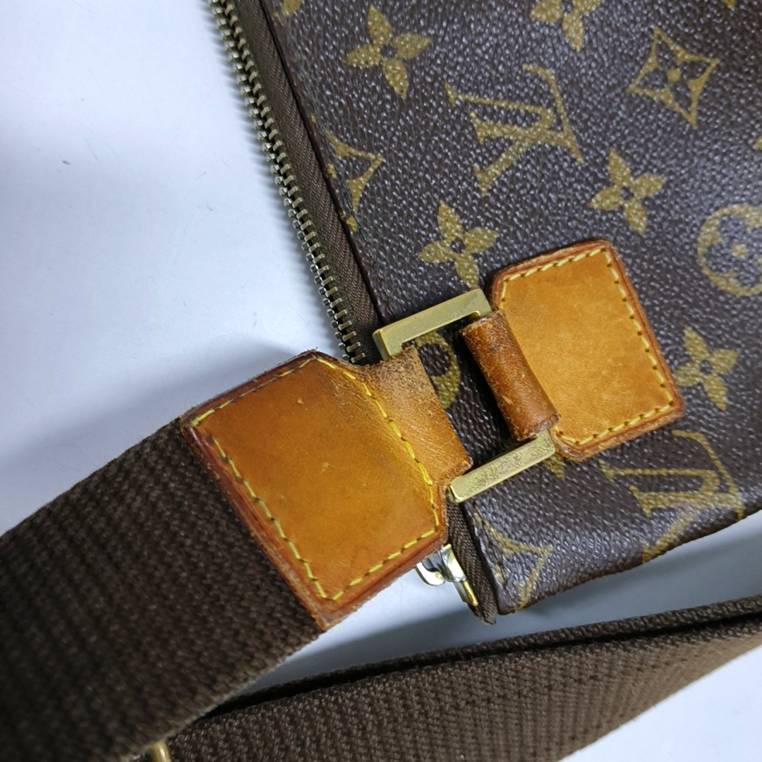 LOUIS VUITTON BOSPHORE Brown Coated Canvas Monogram Single Shoulder Bag Crossbody Golden hardware-(SKU)-950950997