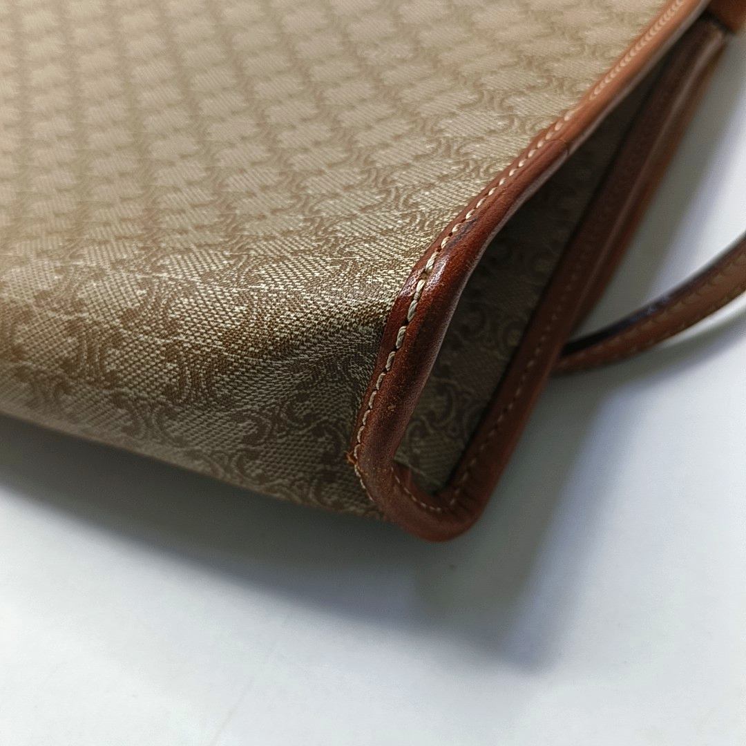 CELINE Khaki Coated Canvas Triumph Plaid Crossbody Single Shoulder Bag Golden hardware Removable shoulder strap-(SKU)-947868249
