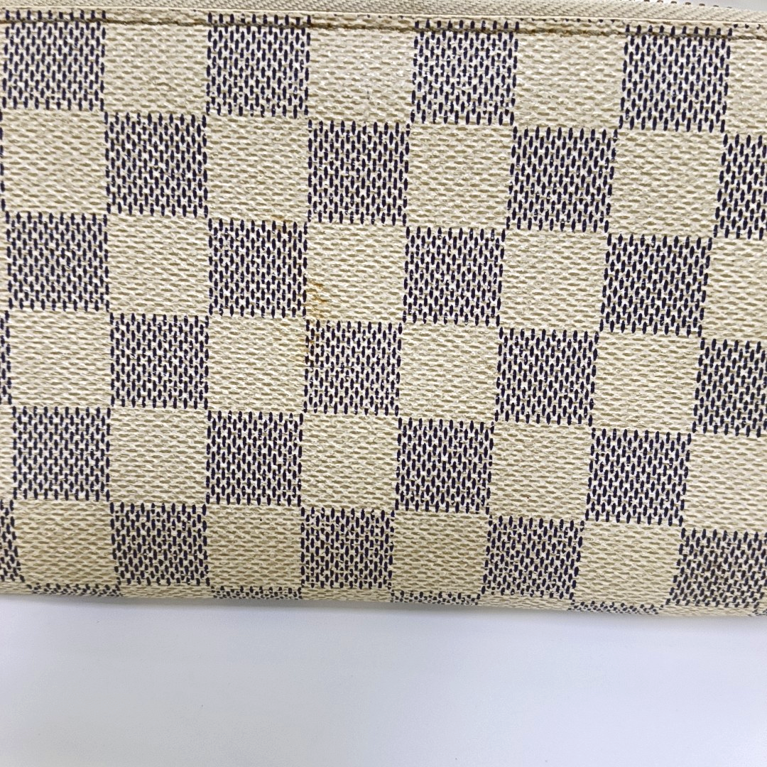 LOUIS VUITTON White Coated Canvas Checkered Wallet Golden hardware-(SKU)-960575120