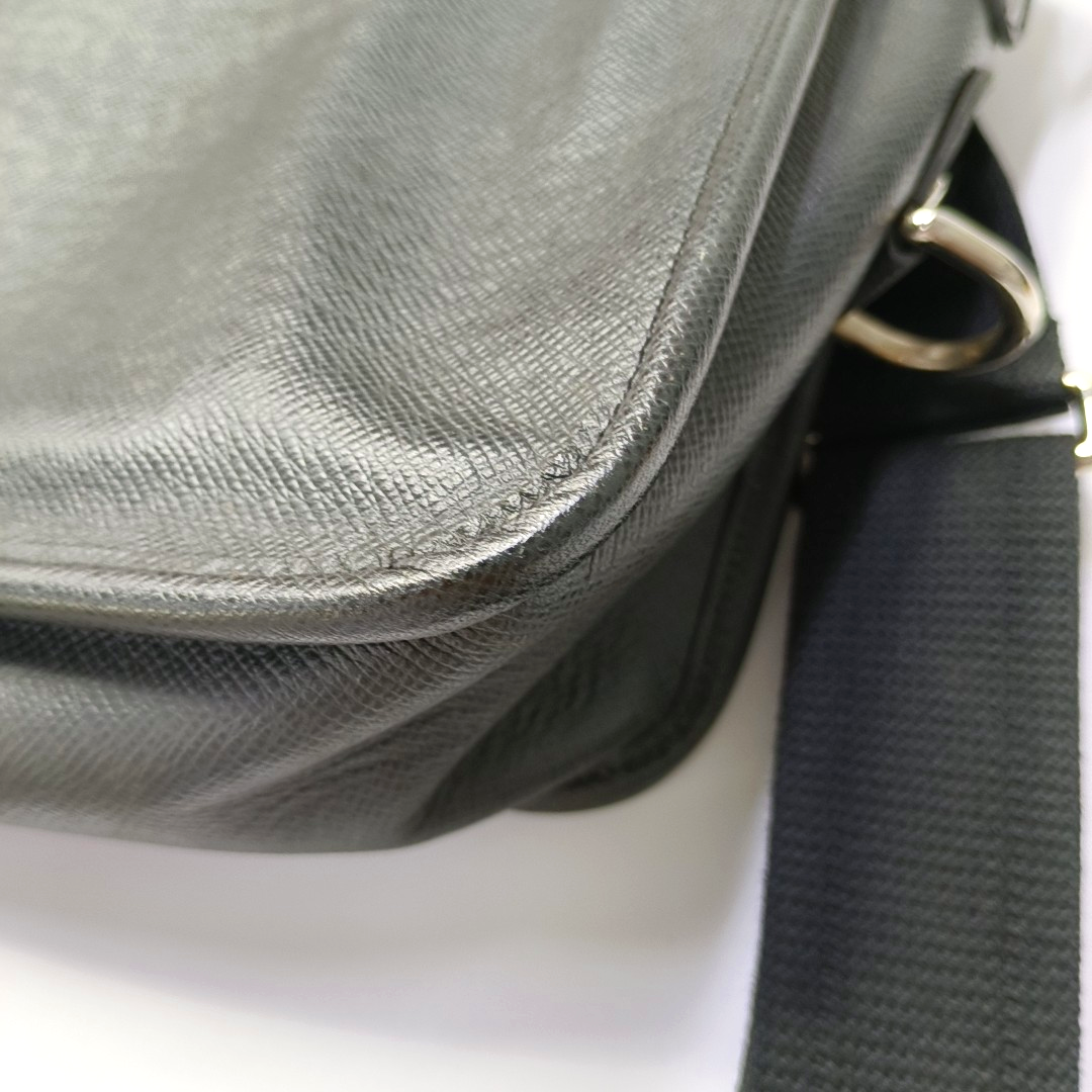 LOUIS VUITTON ALEX Black Cowhide Single Shoulder Bag Crossbody Bag Silver Hardware-(SKU)-959606640