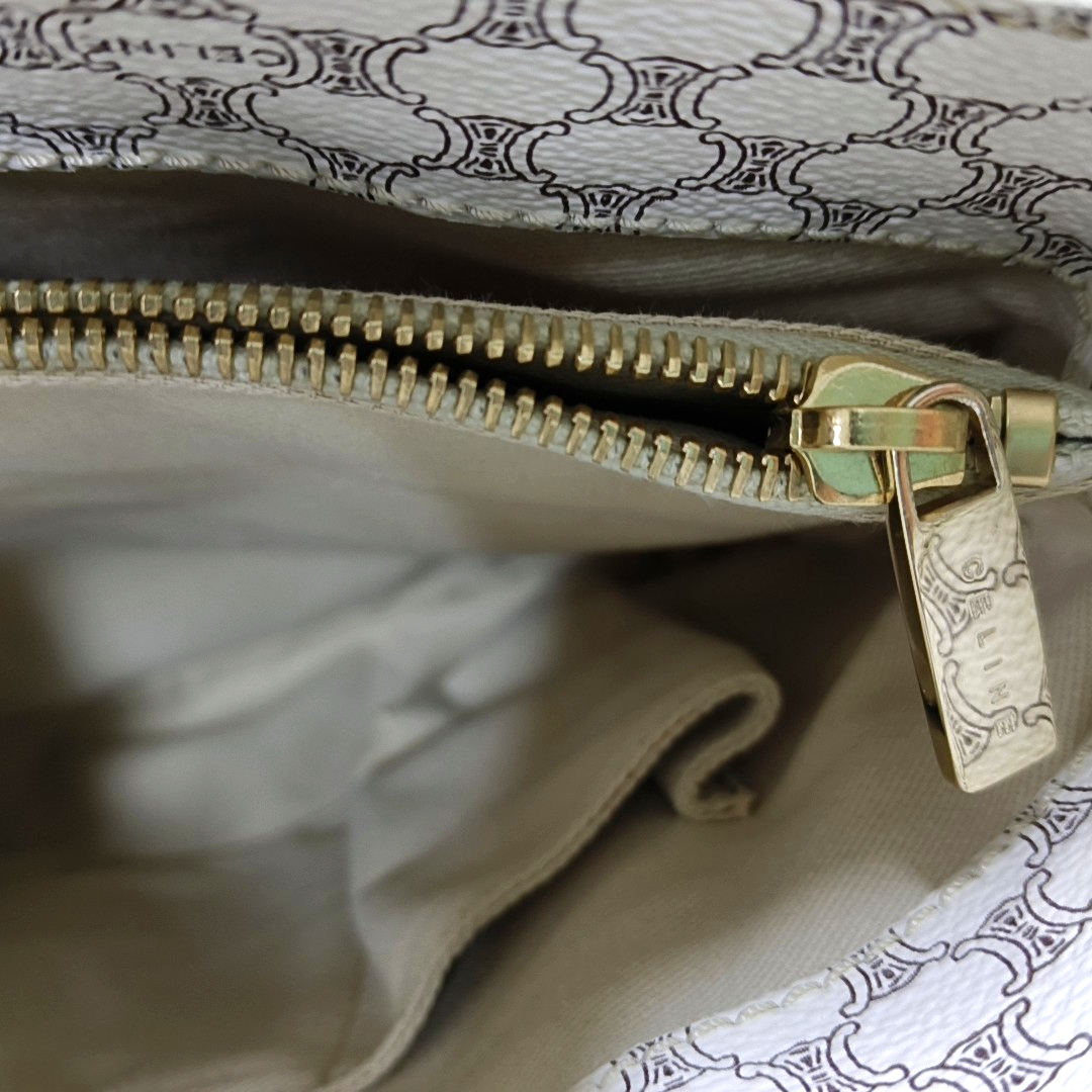 CELINE Tote bag White Coated Canvas Triumph Handbag Golden hardware-(SKU)-955765030