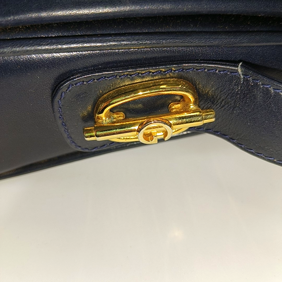 GUCCI Black Leather Single Shoulder Bag Golden hardware-(SKU)-932491490
