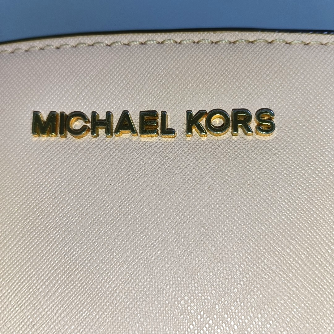 MICHAEL KORS Selma Extra Small Pink Cowhide Embossed Single Shoulder Bag Crossbody Golden hardware Removable shoulder strap-(SKU)-941505944