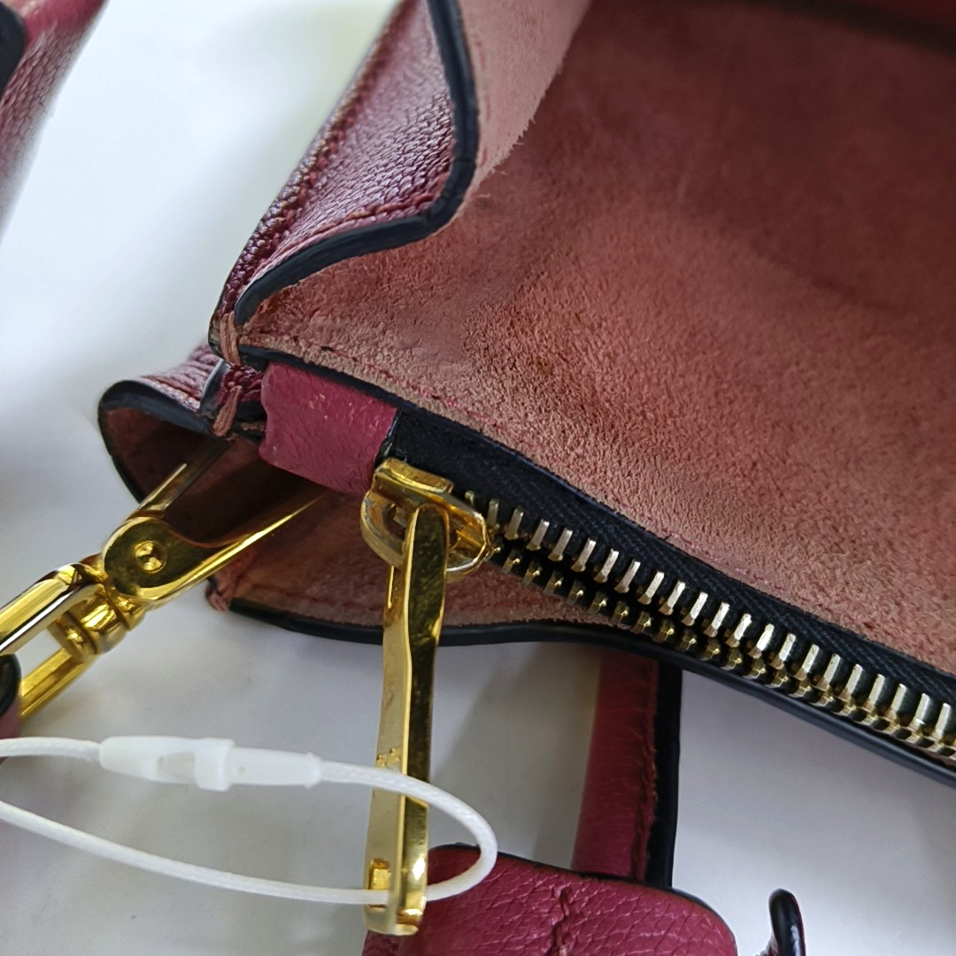 Miu Miu Pink Cowhide Single Shoulder Bag Golden hardware Removable shoulder strap-(SKU)-947216703