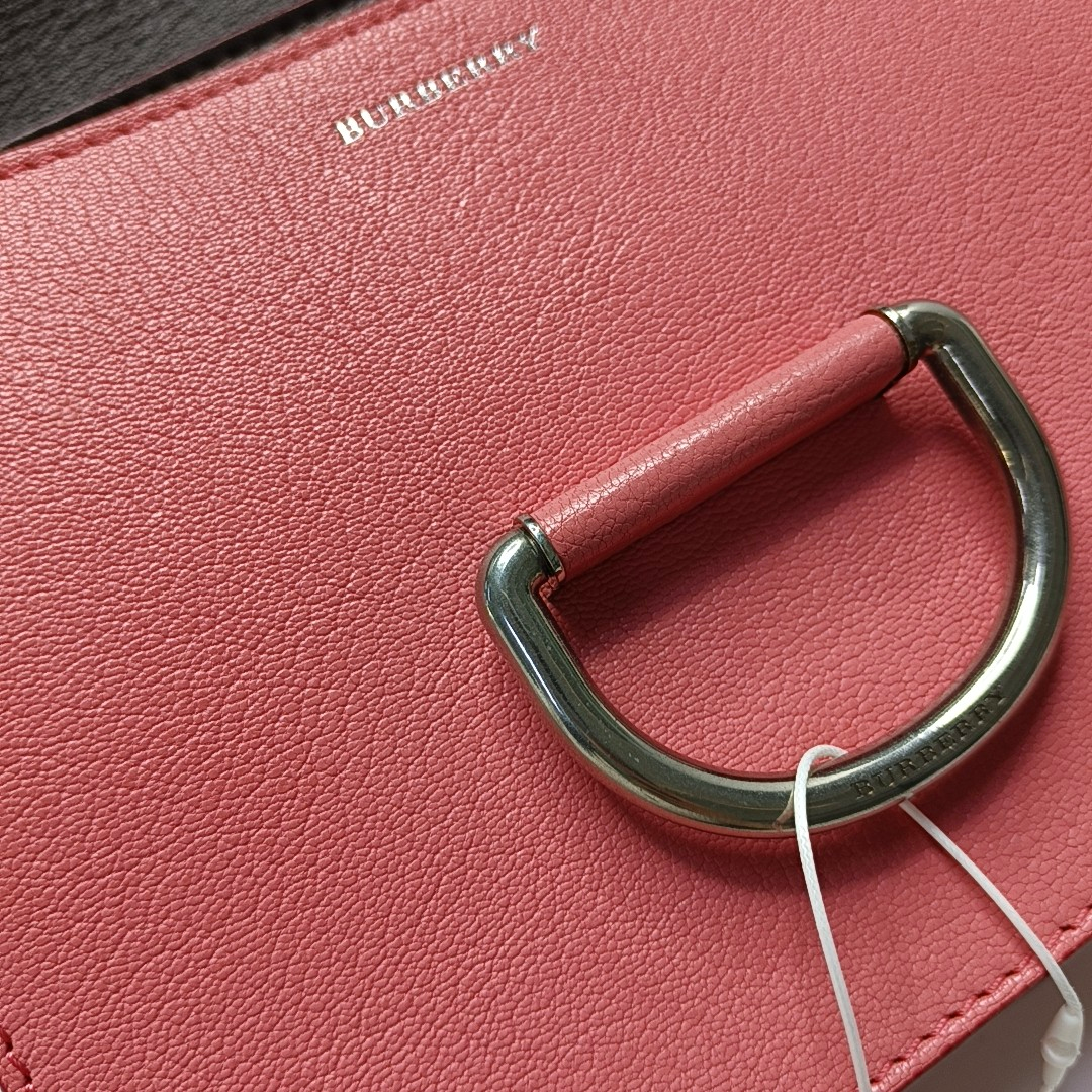 BURBERRY D-Ring Pink Cowhide Sling Bag Single Shoulder Bag Silver Hardware Removable shoulder strap-(SKU)-946532657