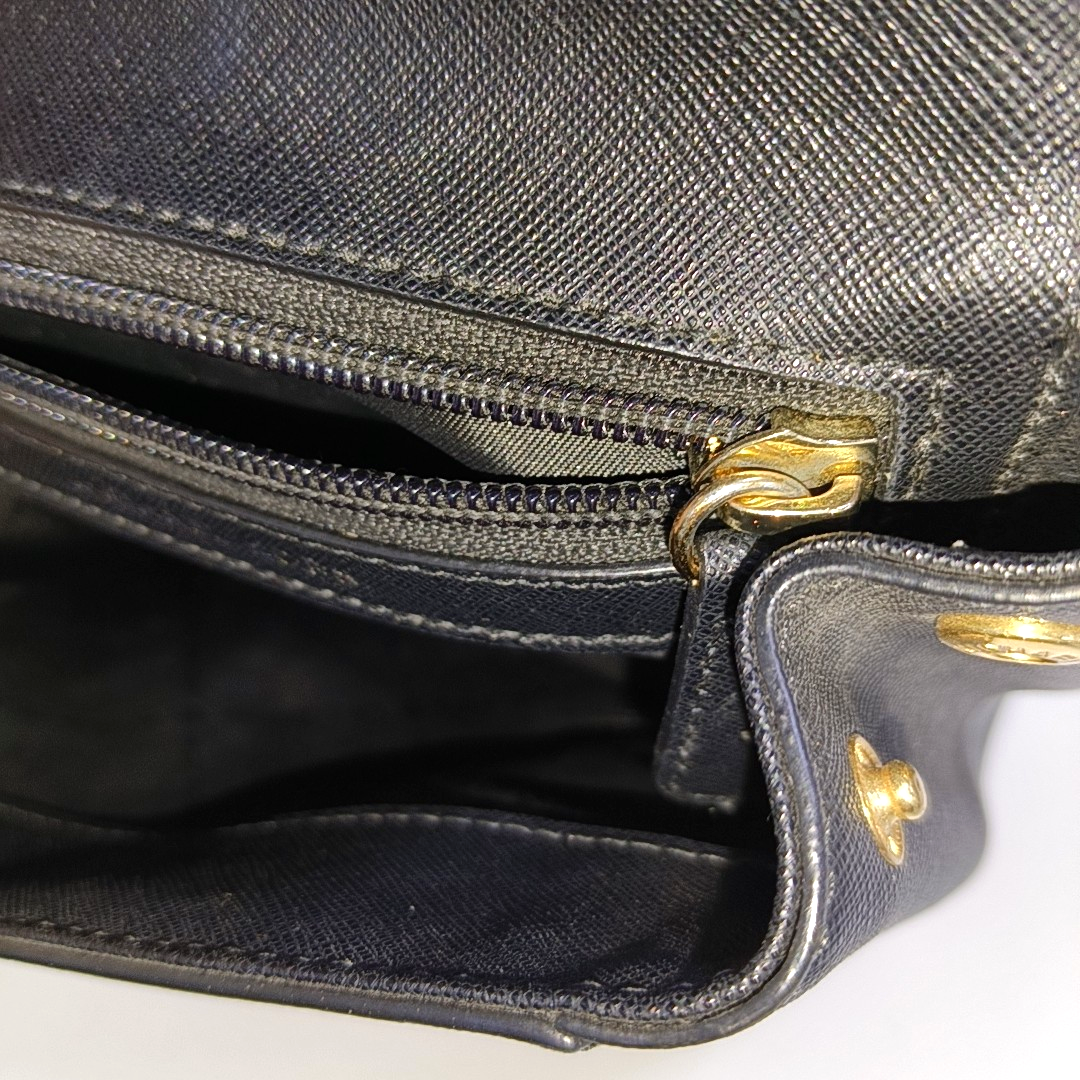 MICHAEL KORS Black Leather Embossed Studs Single Shoulder Bag Crossbody Bag Handbag Golden hardware Removable shoulder strap-(SKU)-933988480