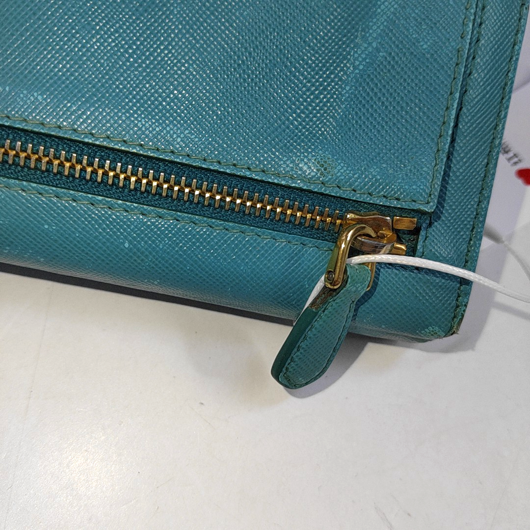 PRADA Fold Wallet浅蓝色皮革徽标,十字纹钱包-(SKU)-942554467