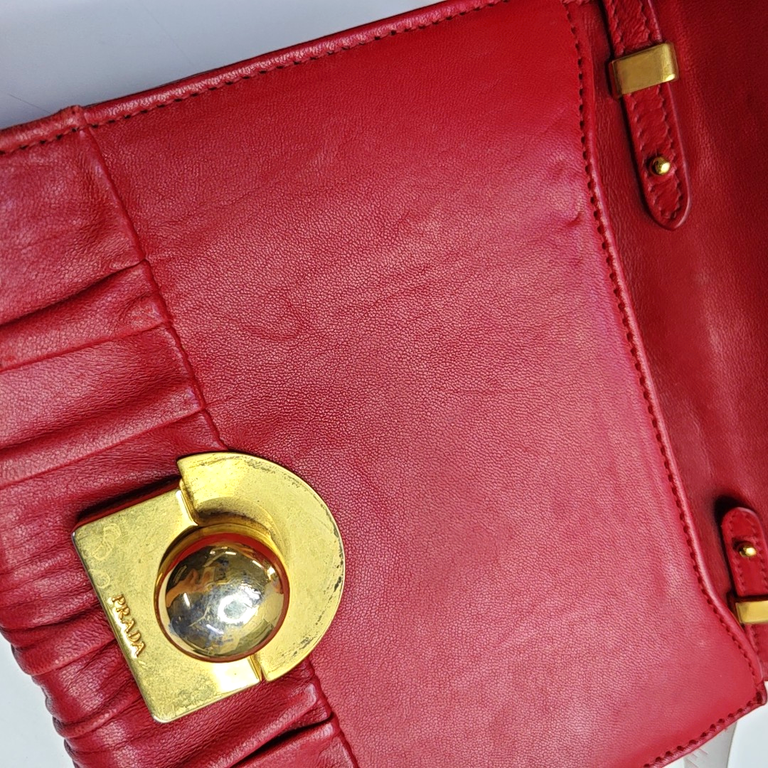 PRADA Red Cowhide Quilted Crossbody Bag Single Shoulder Bag Golden hardware Removable shoulder strap-(SKU)-960577105