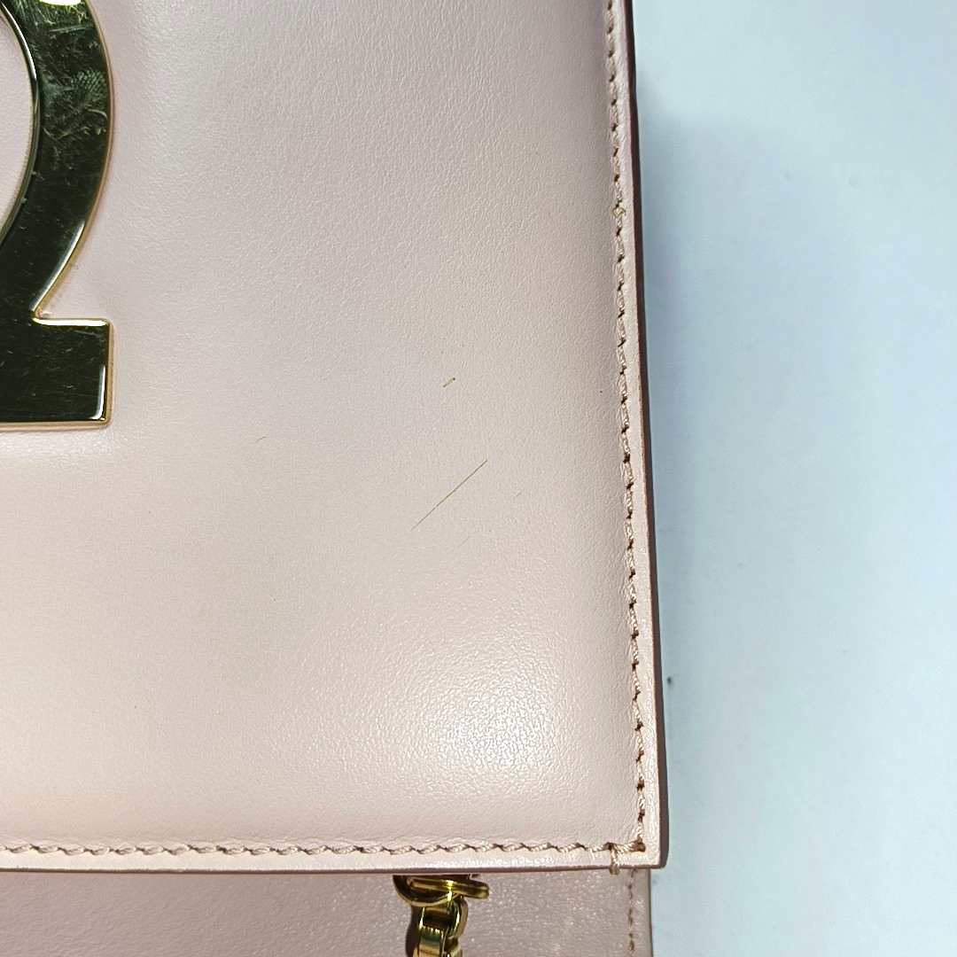 FERRAGAMO Thalia Light Pink Leather Crossbody Bag Single Shoulder Bag Golden hardware-(SKU)-951994003