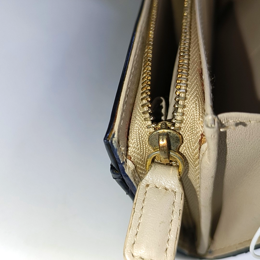 DIOR Lady Dior Black Patent Leather Wicker Pattern Quilted Handbag Golden hardware-(SKU)-954980495