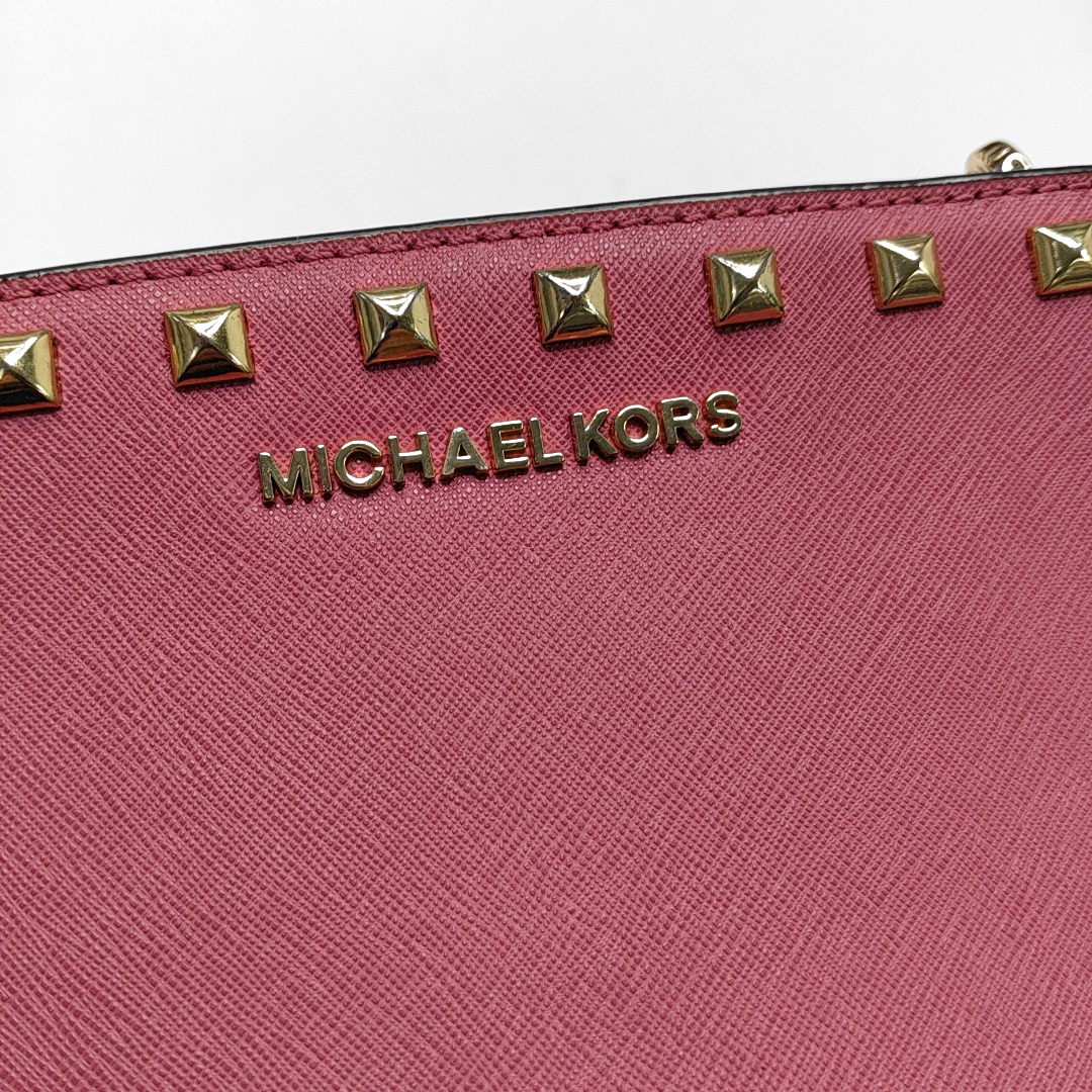 MICHAEL KORS Selma Medium size Pink cowhide studded crossbody bag, shoulder bag Golden hardware Removable shoulder strap-(SKU)-944285673