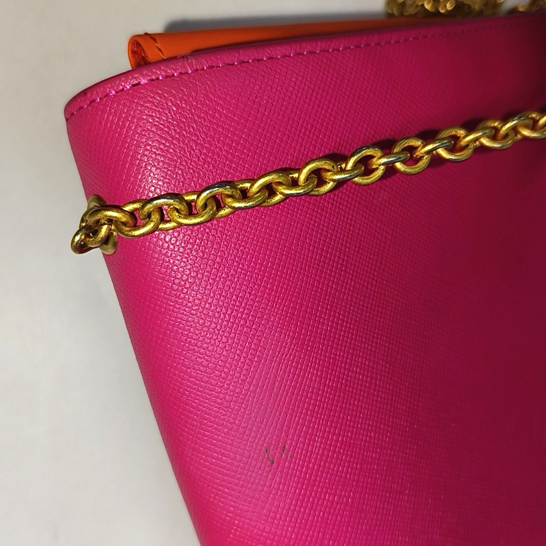 MCM Fuchsia Leather Crossbody Shoulder Bag Handbag Golden hardware Removable shoulder strap-(SKU)-14092274