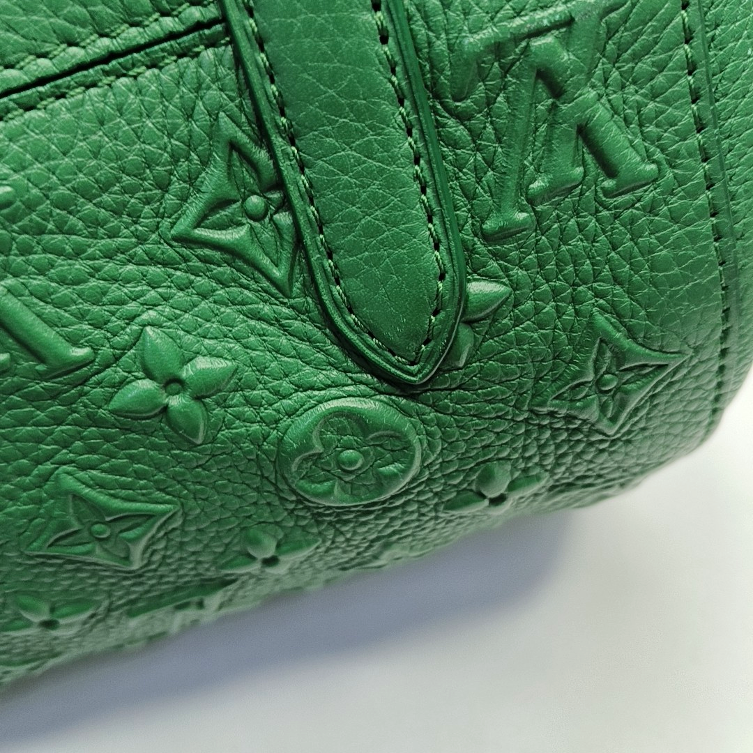 LOUIS VUITTON NEO PAPILLON Green leather monogram embossed Boston bag shoulder bag handbag crossbody bag with silver hardware and removable shoulder strap-(SKU)-950486296