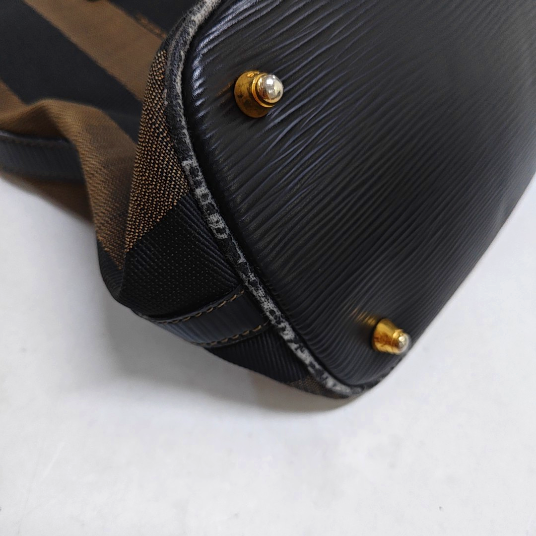 FENDI Brown Canvas Handbag Golden hardware-(SKU)-948418189