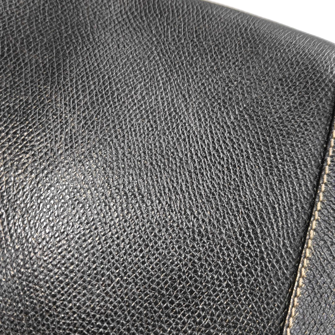 LOEWE Black Cowhide Clutch Golden hardware-(SKU)-941331877