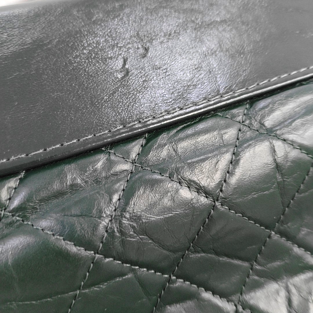 CHANEL GABRIELLE Medium Green Calfskin Quilted Pattern Gabby Bag Crossbody Shoulder Bag Sling Bag Gold Silver Ruthenium Hardware 24 Clasp Removable Strap-(SKU)-957831399