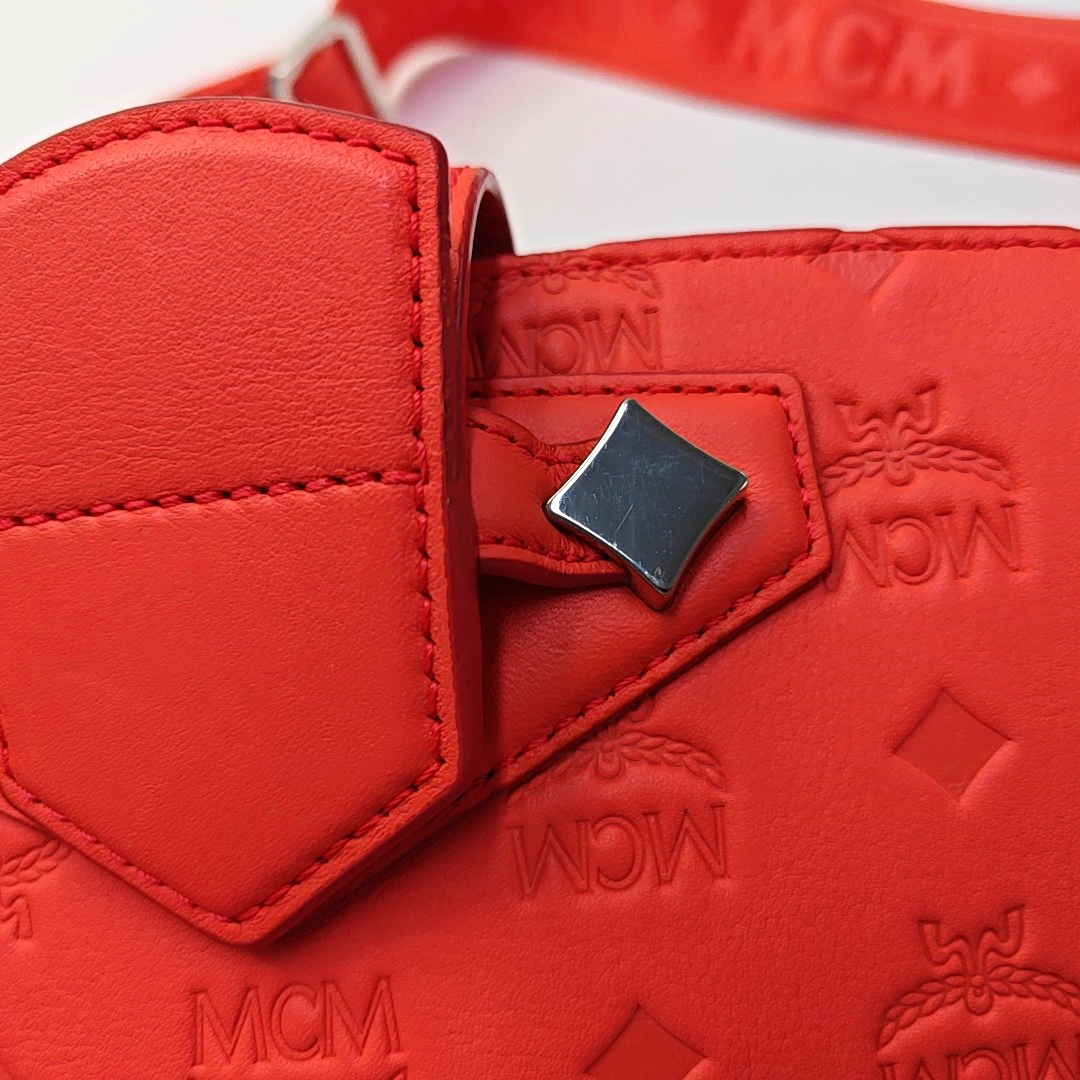 MCM ESSENTIAL Small size Orange Pink Leather Old Flower Single Shoulder Bag Crossbody Bag Silver Hardware Removable shoulder strap-(SKU)-952014673