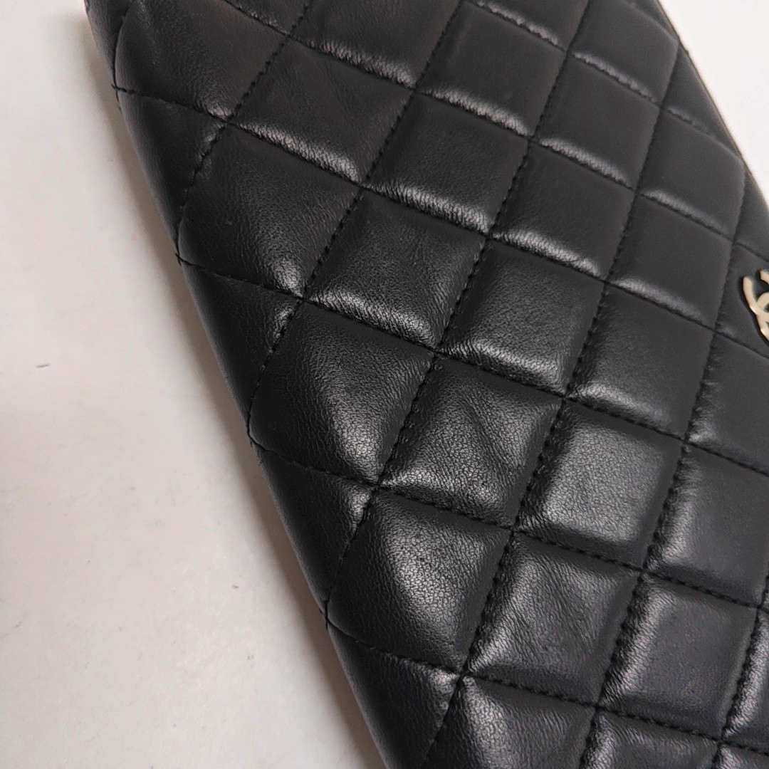 CHANEL Black sheepskin diamond quilted handbag Silver Hardware 15nan-(SKU)-949359055