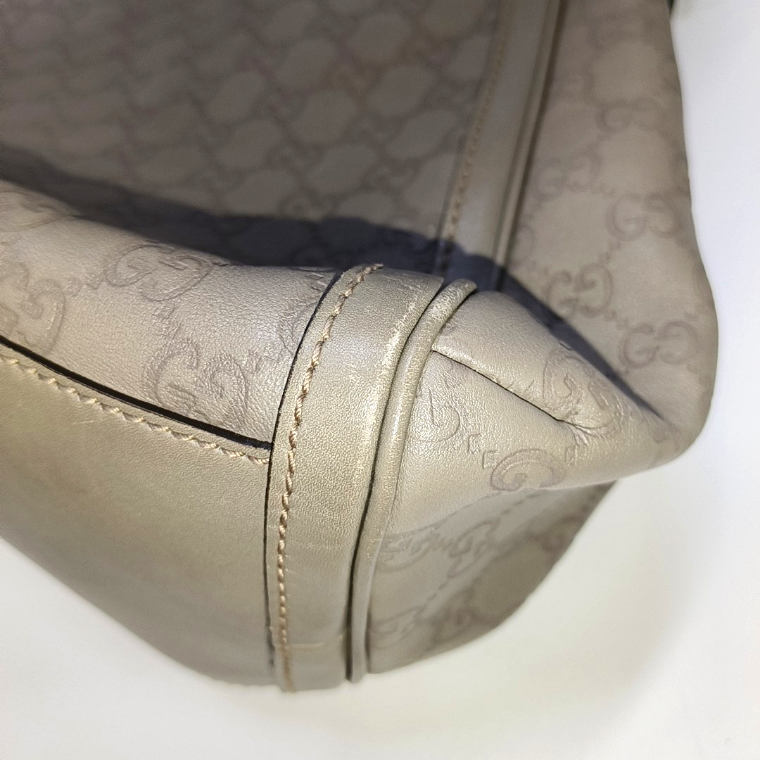 GUCCI Gray Cowhide Monogram Crumpled Single Shoulder Bag Golden hardware-(SKU)-946387965