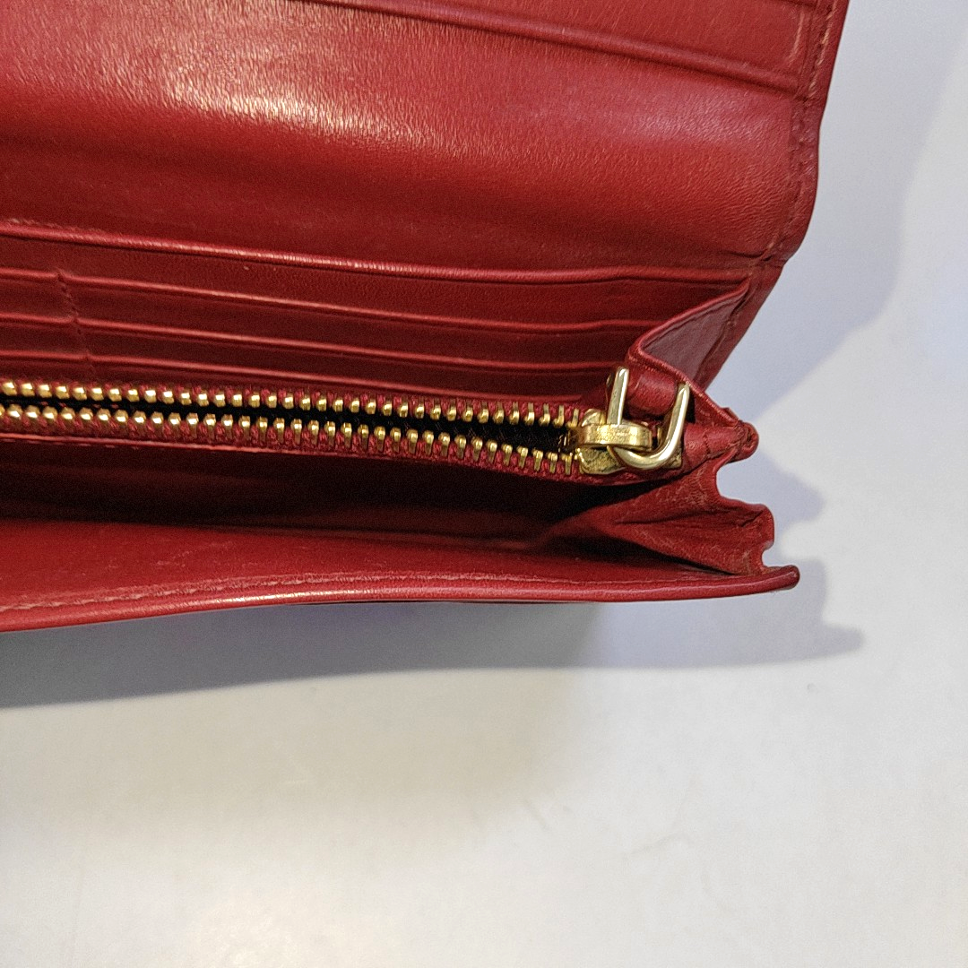 PRADA Red Cowhide Logo Wallet Golden hardware-(SKU)-942850390