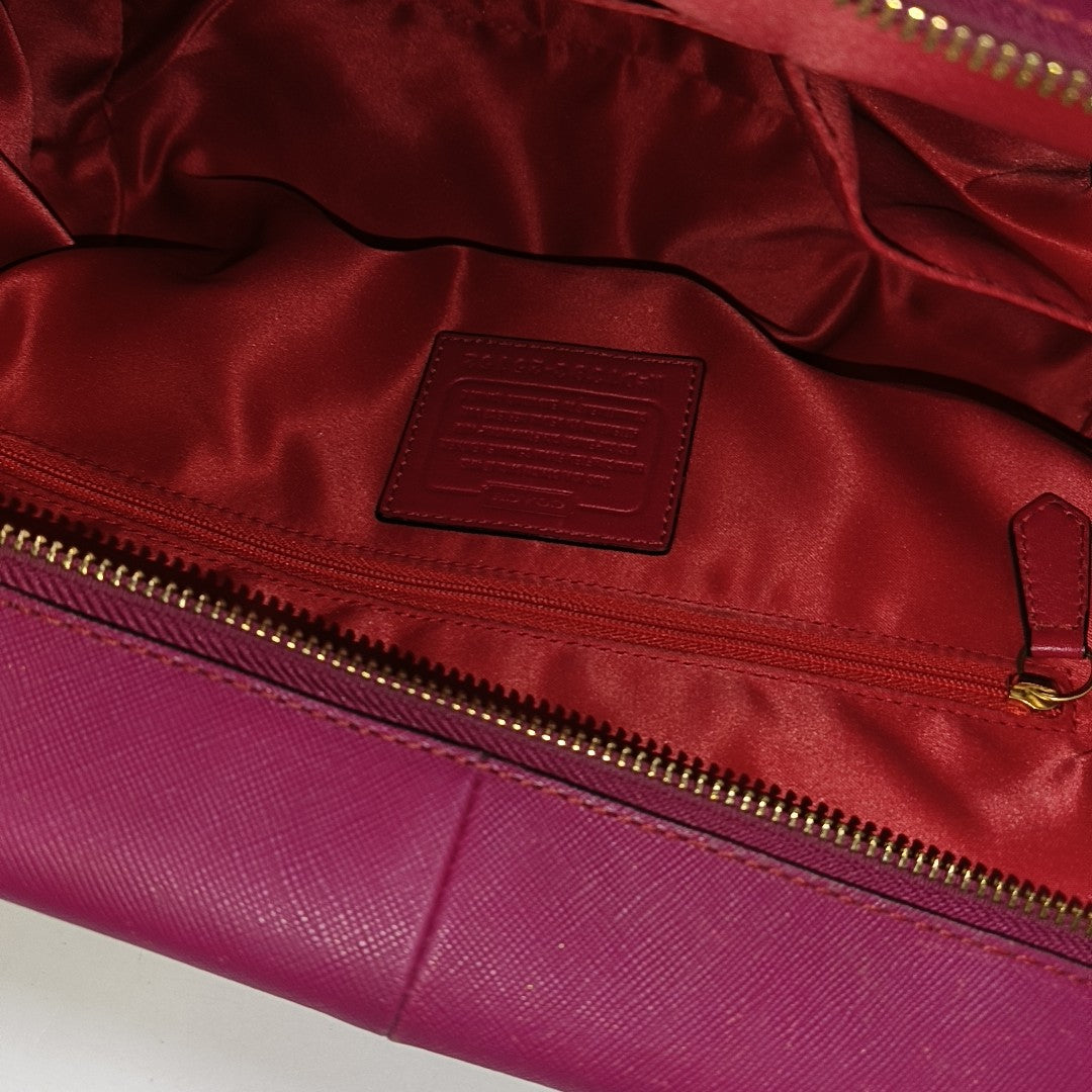 COACH Hot Pink Leather Shoulder, Handbag, and Crossbody Bag Golden hardware-(SKU)-930591818