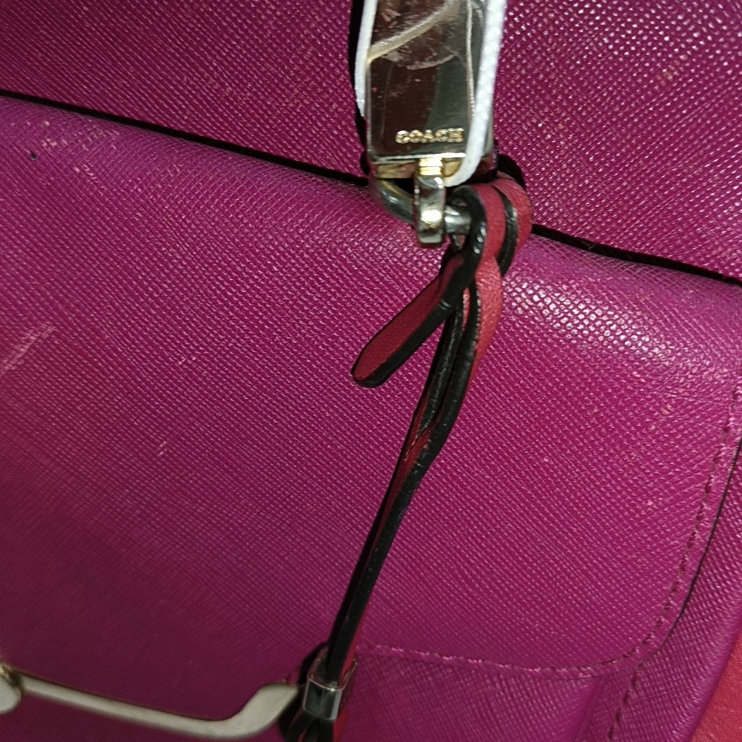 COACH Hot Pink Leather Shoulder, Handbag, and Crossbody Bag Golden hardware-(SKU)-930591818