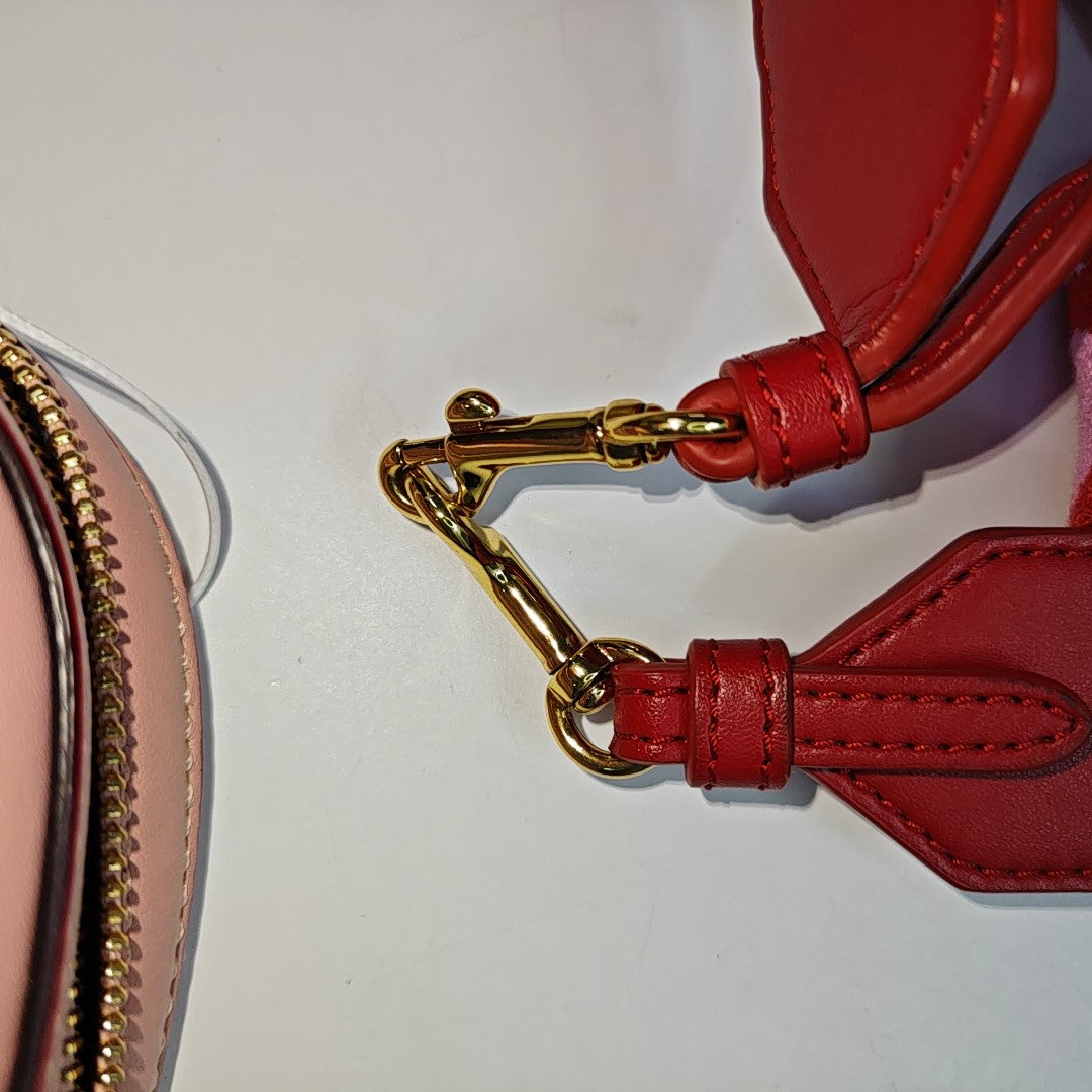 STELLA McCARTNEY Camera Bag Pink Leather Openwork Single Shoulder Bag Golden hardware Removable shoulder strap-(SKU)-940252440