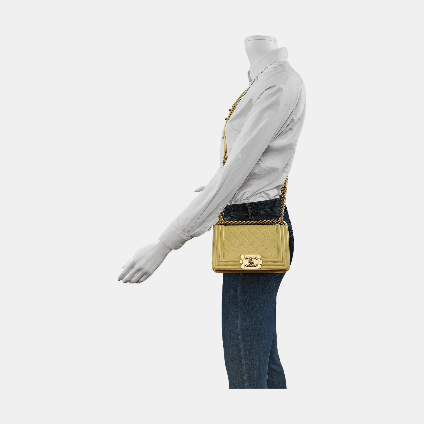 CHANEL BOY CHANEL Small Size Yellow Calfskin Quilted Diagonal Bag, Shoulder Bag with Detachable Strap, Golden Hardware, 27 Clasps-(SKU)-950300826