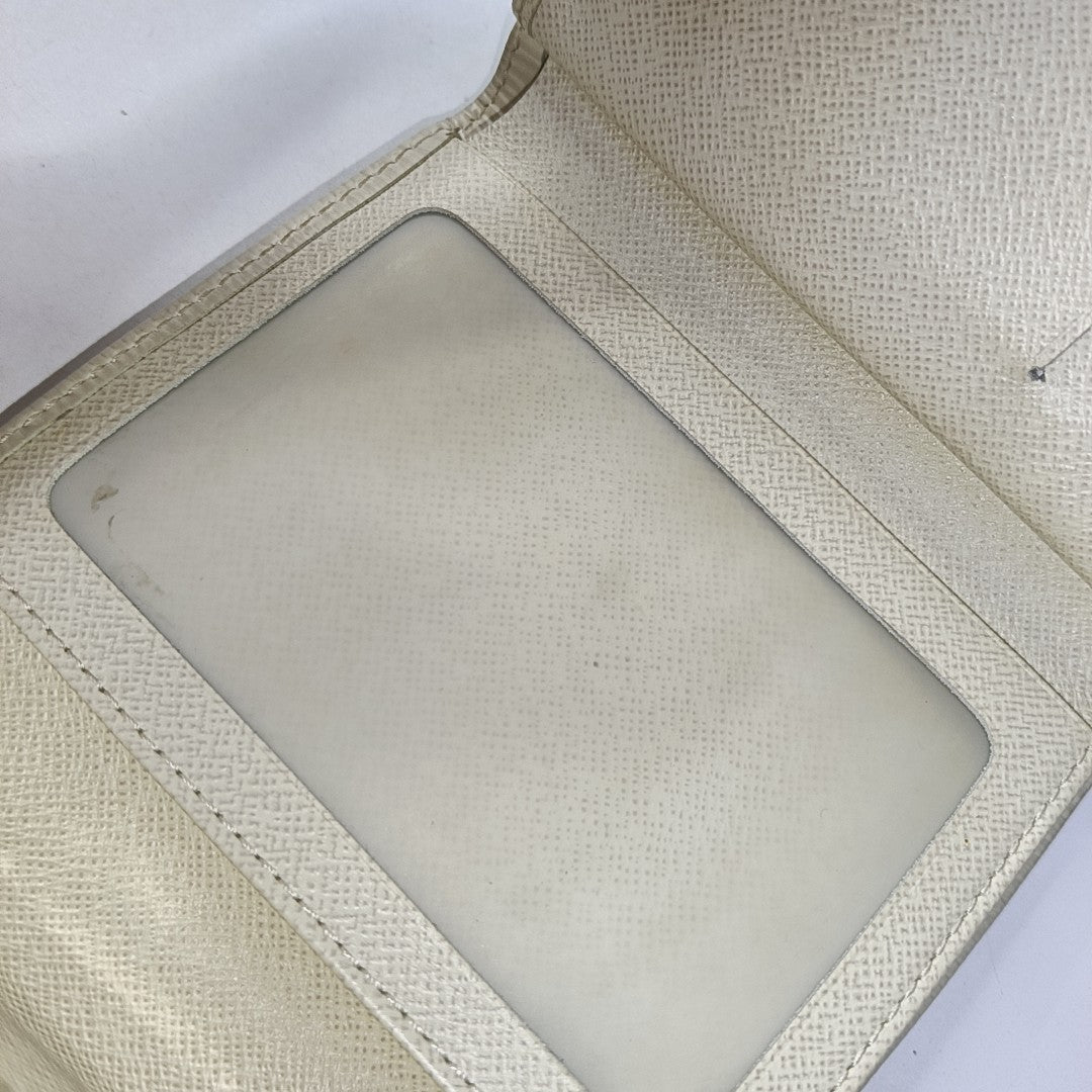 LOUIS VUITTON KOALA 白色EPI牛皮水波纹钱包 Silver Hardware-(SKU)-951270680