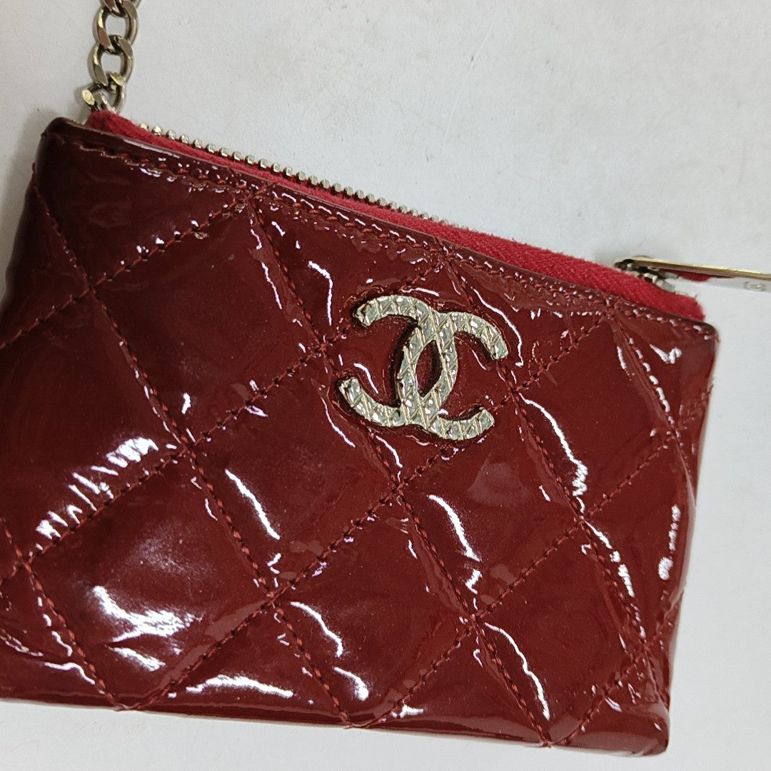 CHANEL Red patent leather diamond pattern quilted wallet Silver Hardware 14nan-(SKU)-952345505