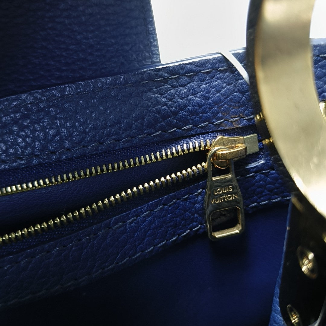 LOUIS VUITTON CAPUCINES Medium Deep Blue Leather Shoulder Bag Gold Hardware Removable Strap-(SKU)-952835158