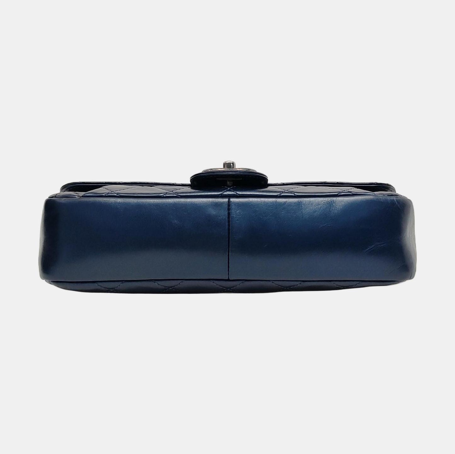 CHANEL CLASSIC FLAP Medium Dark Blue Calfskin Quilted Matelassé Shoulder Bag Rutenium Hardware 22 Clasp-(SKU)-946534415