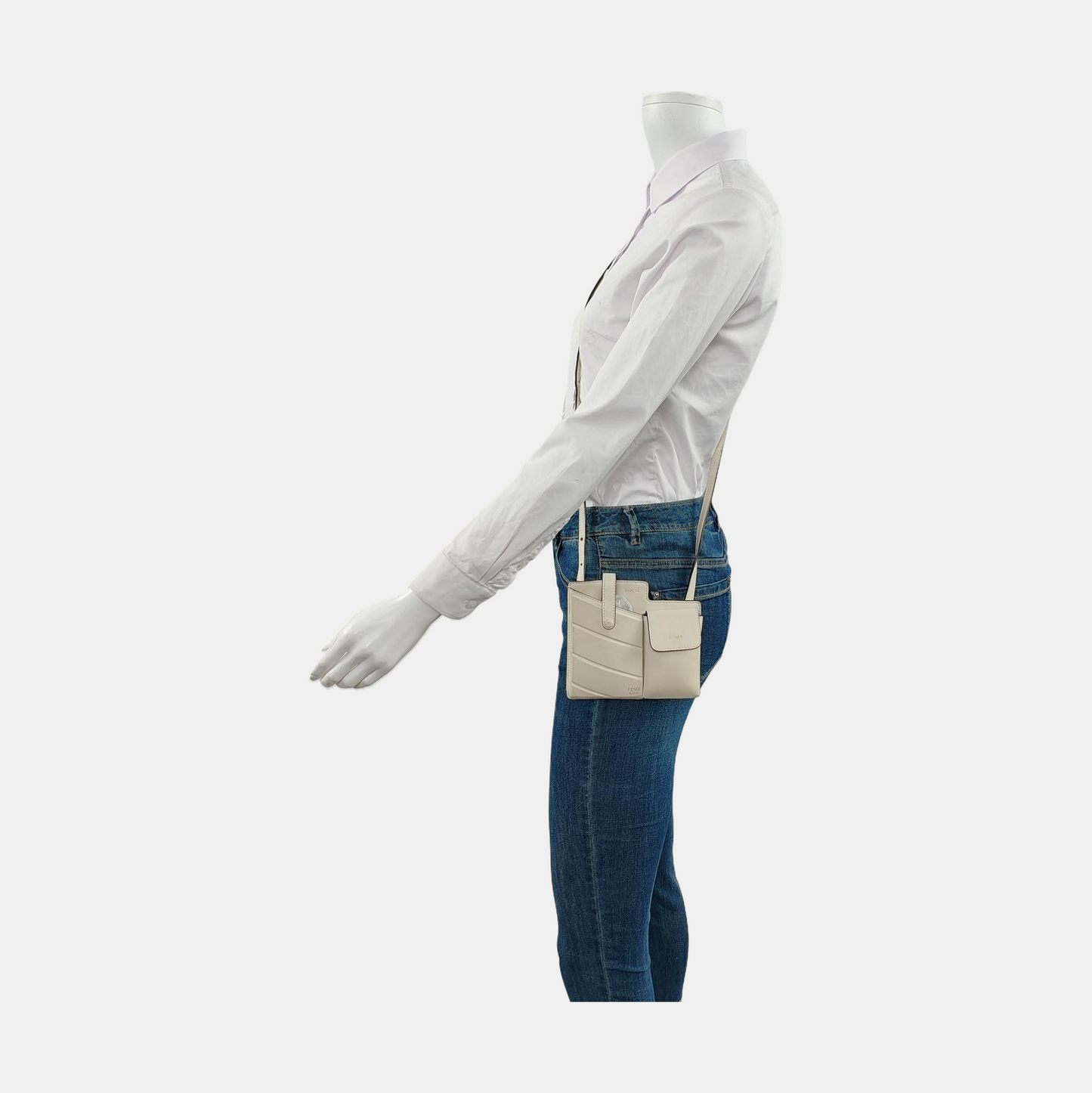 FENDI 2 Pockets White Cowhide Single Shoulder Bag Crossbody Bag Golden hardware-(SKU)-952863900