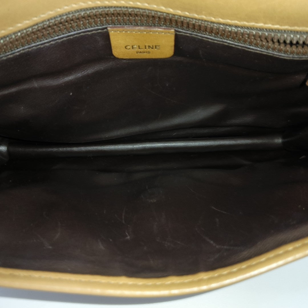 CELINE Khaki Coated Canvas Triumph Clutch Golden hardware-(SKU)-954586171
